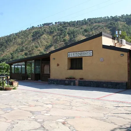 Farm stay Agripark Gole Alcantara *